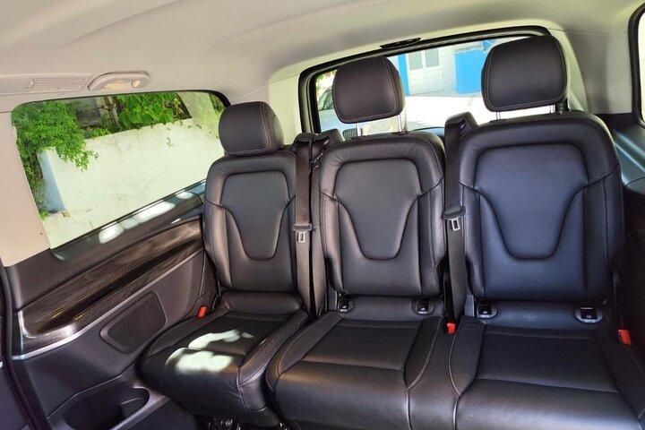 Private transportation Lisbon Airport Port hotels City Center