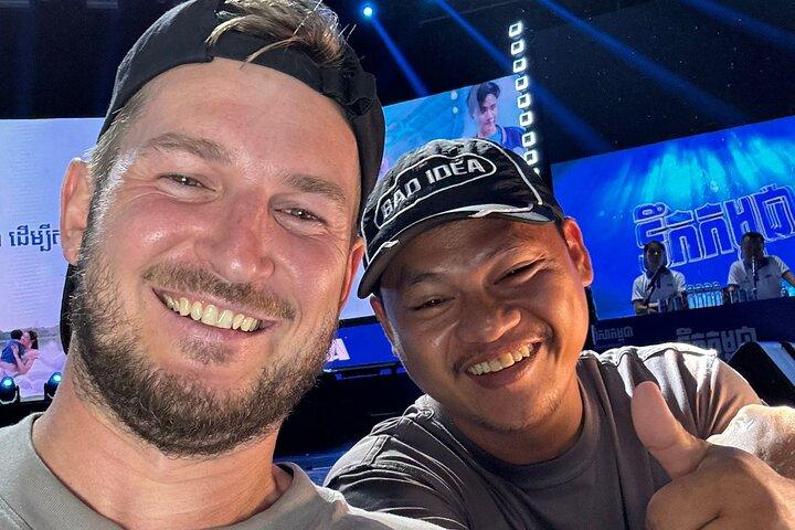 Watch Kun Khmer Kickboxing with Mr.Sop including Free 4Beers