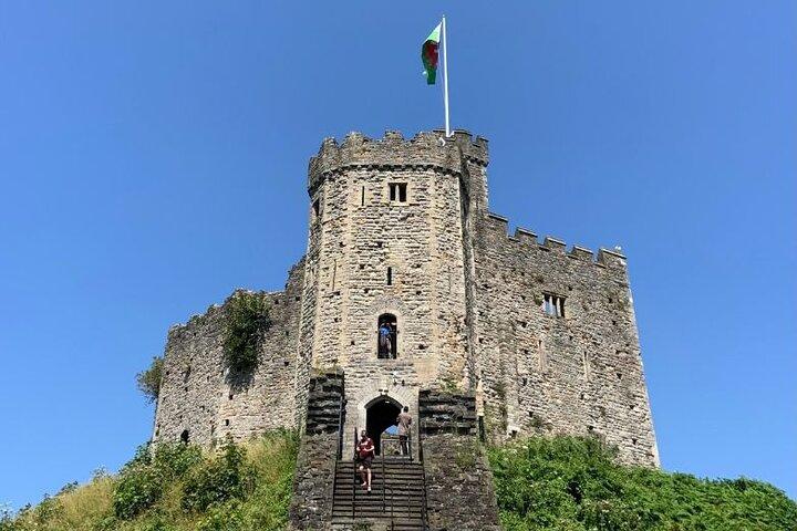 Self Guided Cardiff City Tour