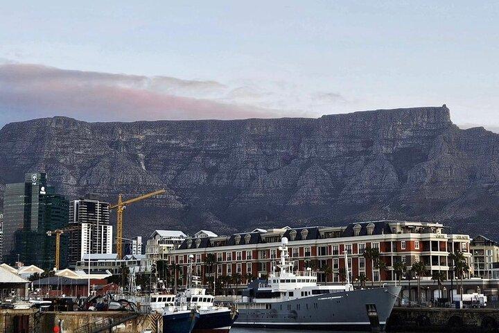 Table Mountain Guided with Cable Car Tickets & Hotel Transfers