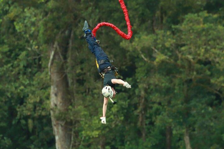 Extreme Bungee Jumping in Monteverde