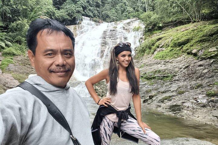Half Day Kanching Waterfalls & Batu Caves Adventure