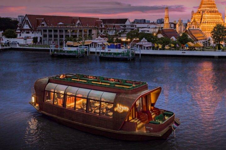 Apsara Luxury Cruise: Fine Dining & Night Views on the River