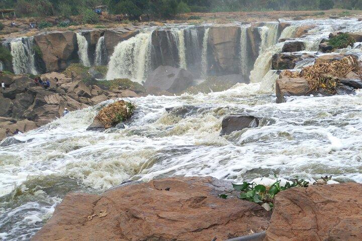 Hiking Adventure to Fourteen Falls