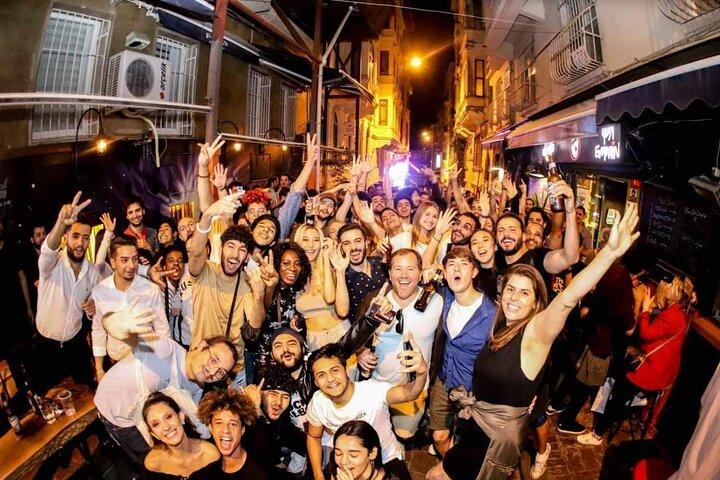 Istanbul Pub Crawl: Bars, Dancefloors, & Beyond