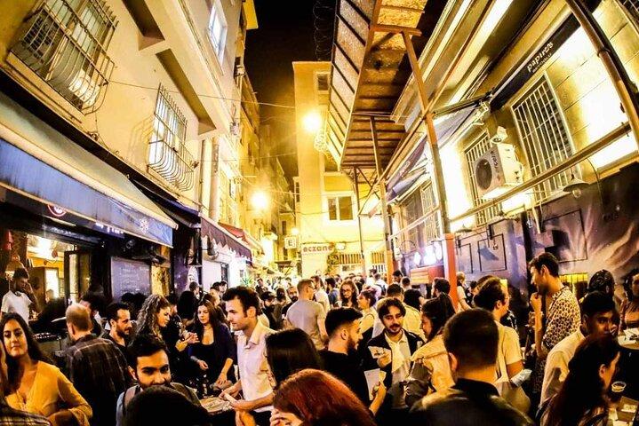 Istanbul Pub Crawl: Bars, Dancefloors, & Beyond