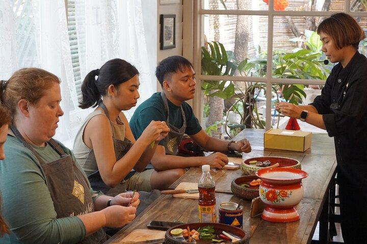 Bangkok Hands on Thai Cooking Class 4 Daily Set Menus