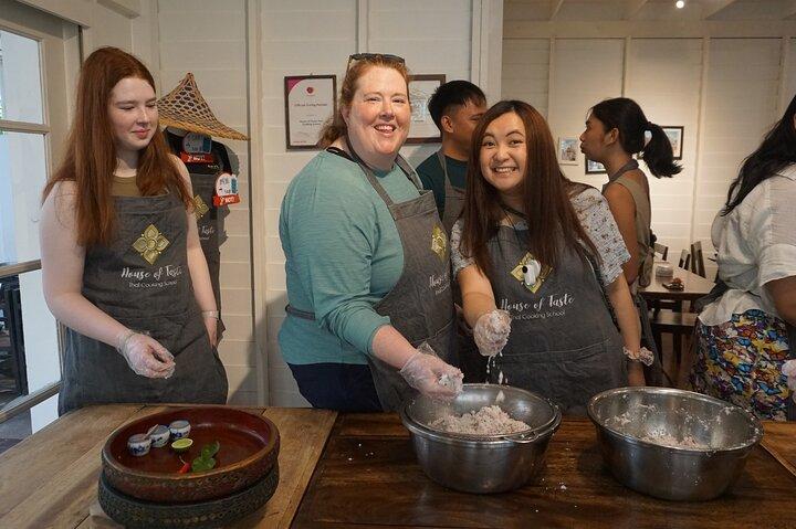 Bangkok Hands on Thai Cooking Class 4 Daily Set Menus
