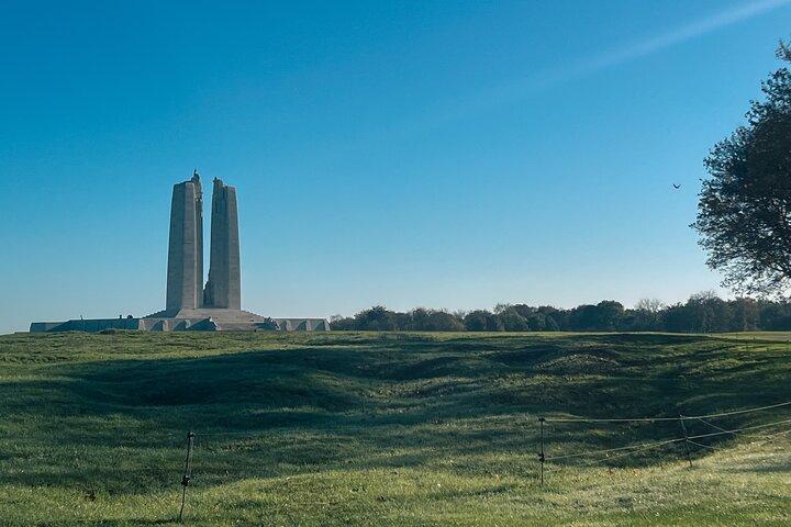 Vimy Ridge World War 1 Battlefields Private Tour from Paris