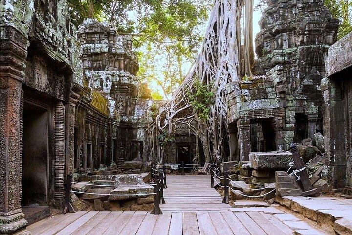 Angkor 2-Day Sunset & Sunrise Private Guide