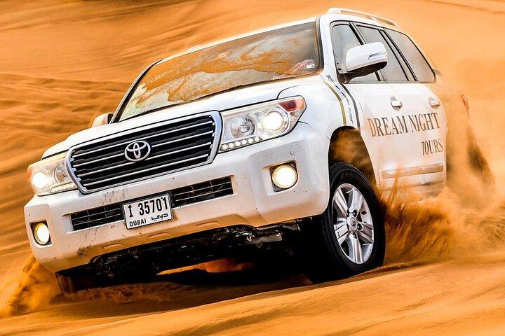 Premium Desert Safari with 5* Dinner Live Cooking Sandsurf Shows