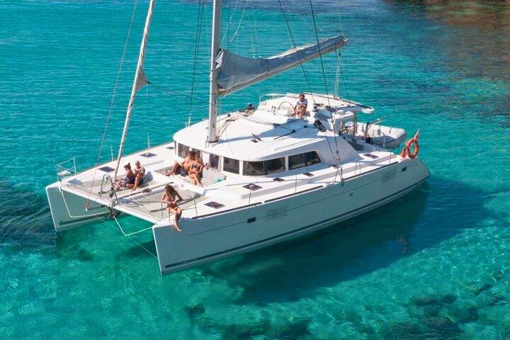 Kos: Catamaran Small Group Full-Day trip with Meal, Drinks, Swim