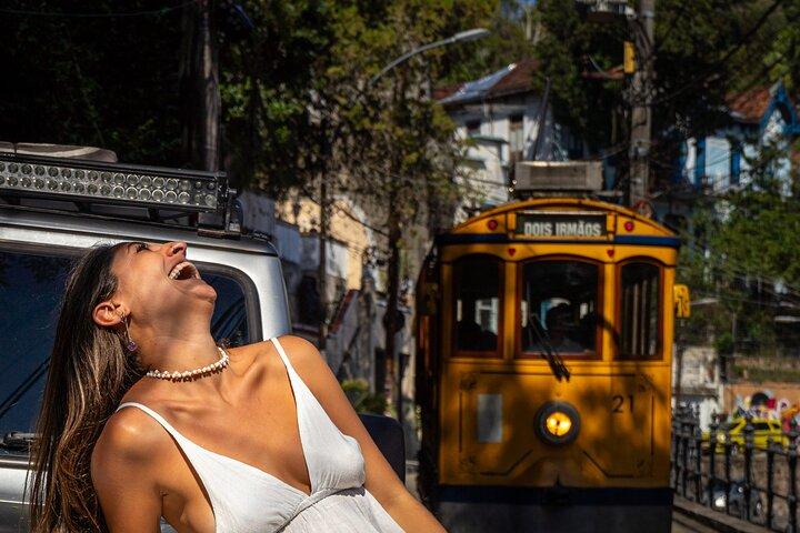 PRIVATE SUV up to 7 people : Cristo Redentor + Rio`s hot spots