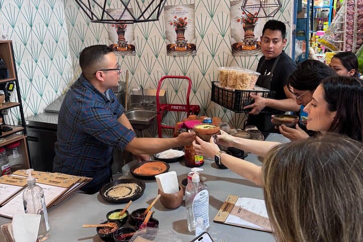 Cook, visit Frida's home & explore Coyoacan (Small Groups)