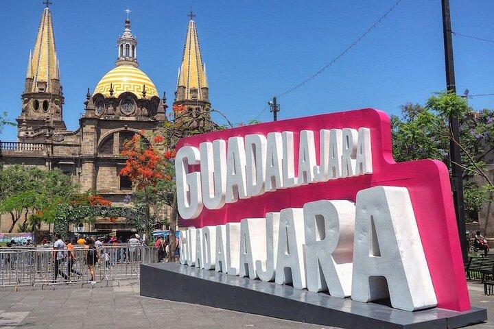 Guadalajara: GDL Airport Private Transfer to/from City Center