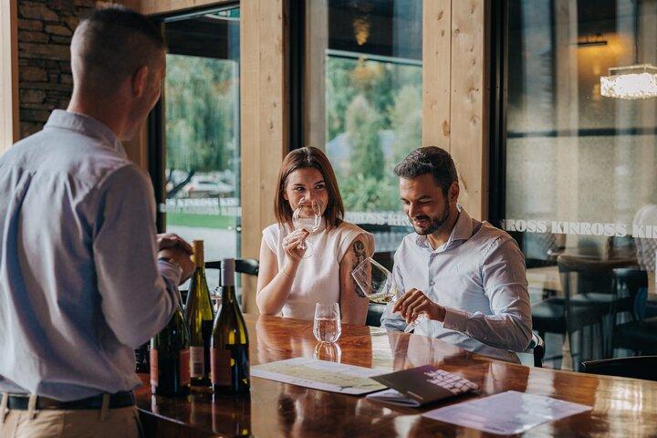 Queenstown Wine & Food Tour: Scenery, Tastings & Delicious Lunch!