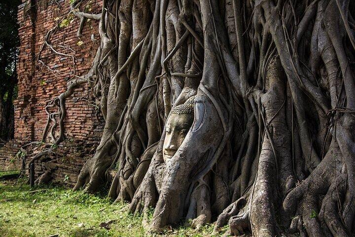 Private Tour : Ayutthaya Sightseeing and Sunset Boat Trip