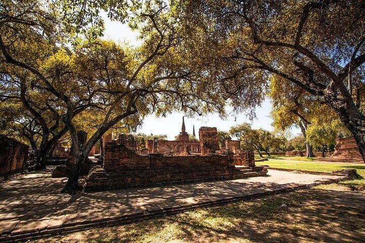 Private Tour : Ayutthaya Sightseeing and Sunset Boat Trip