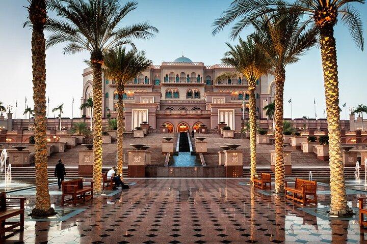 Full day Abu Dhabi sightseeing Tour from Dubai