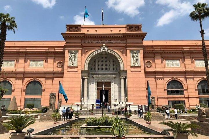 Cairo Half Day Tour visit Egyptian Museum
