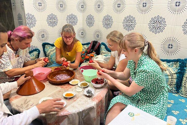 Marrakech: Moroccan Cuisine Cooking Class in Local Home