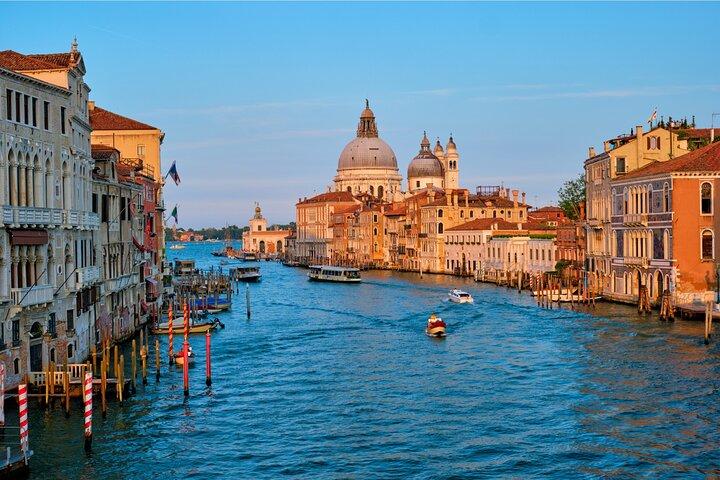 Venice Early Morning Guided Tour to Escape the Crowds