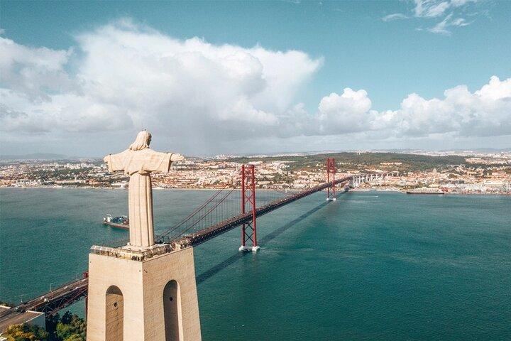 Lisbon City Private Tour With Hotel Pickup
