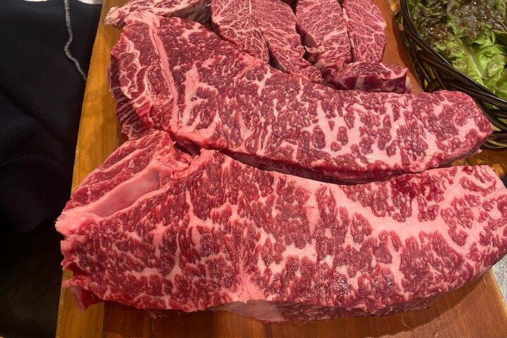 Majang Meat Market Experience: Private Tour with Han-woo Beef BBQ