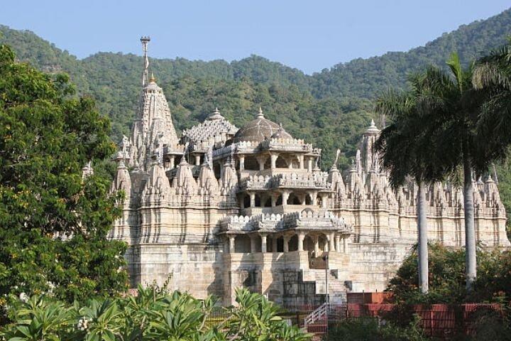 Kumbhalgarh and Ranakpur 1 Day Tour from Udaipur