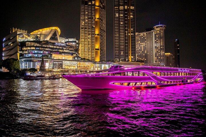Bangkok The Opulence Buffet Dinner Cruise with Live Band