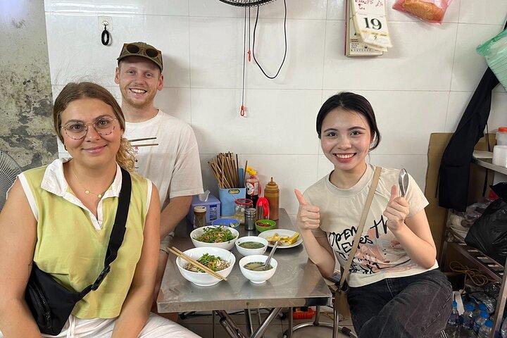 Hanoi Famous Michelin Guided Street Food Tour