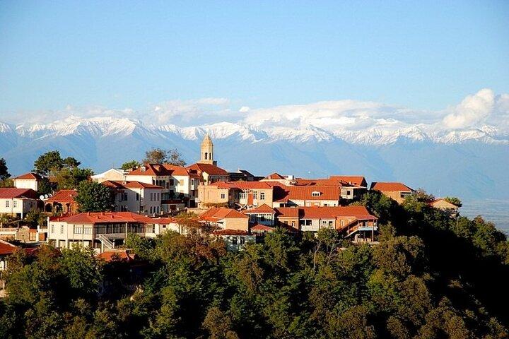 Kakheti: Sighnaghi, Bodbe, KTW Winery, Bread and Churchkhela Tour