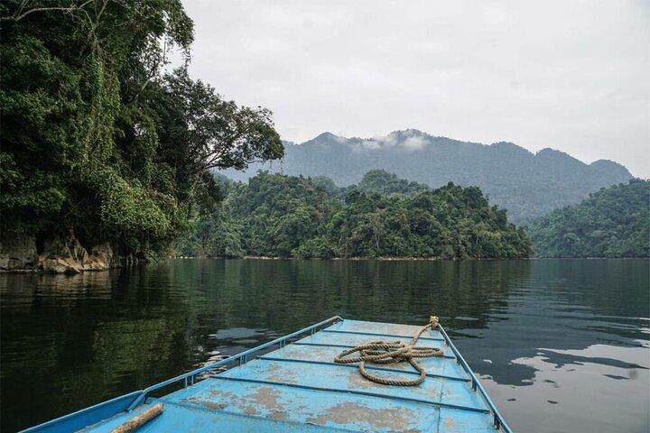 Ba Be Lake Boat Trip and Motorbike Tour from Hanoi