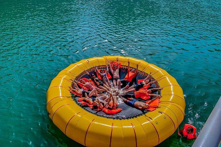 Halong Bay and Lan Ha Bay 5-Star Luxury Cruise Experience