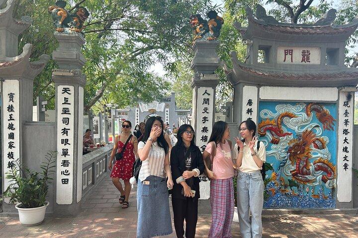 Hanoi Old Quarter Food Tour with 8+ Authentic Tastings