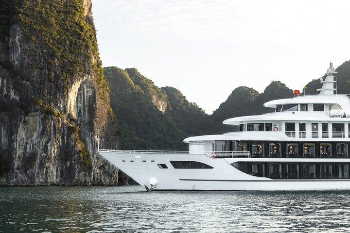 Premium Sea Octopus Cruise – Halong Bay Day Tour from Hanoi