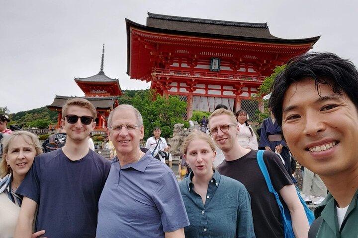 Kyoto: Private Walk with a Local Friend