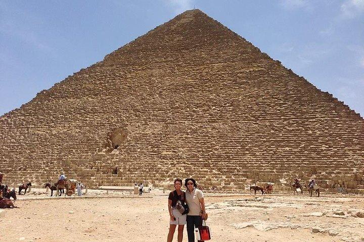 Private Tour to Saqqara Complex, Giza Pyramids and the Sphinx