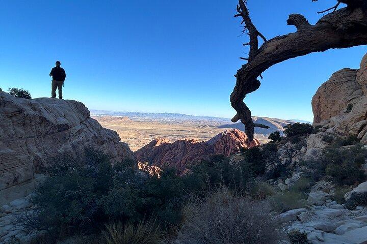 Red Rock Canyon Hiking Adventure fom Las Vegas