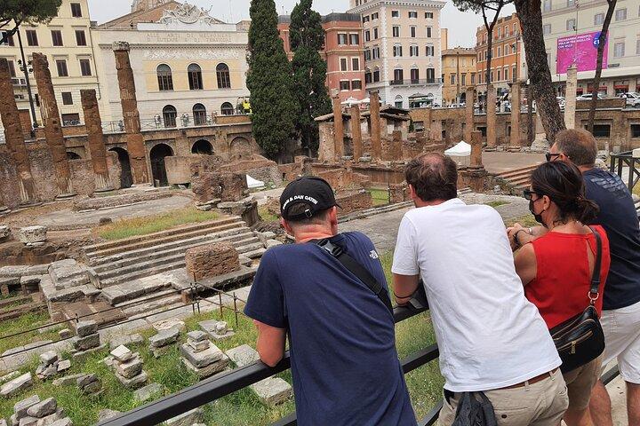 The last day of Julius Caesar: from the glory to the Ides of March