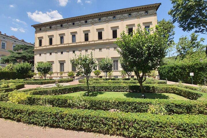 Villa Farnesina and Raphael's Works Private Guided Tour by Maria