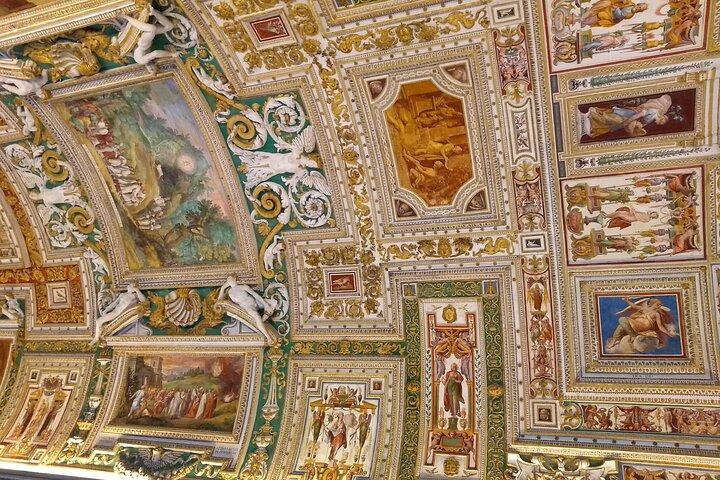 Skip the Line Night Private Vatican & Sistine Chapel Guided Tour