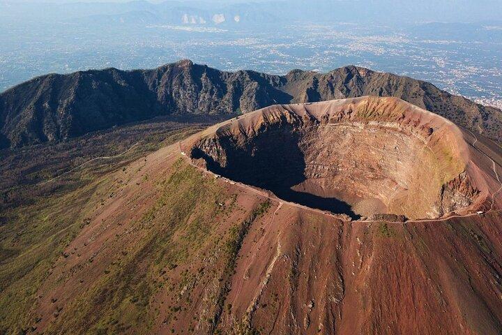 From Rome private guided tour to Pompeii and Vesuvius