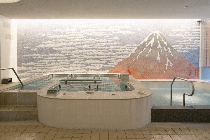 Onsen Spa in Tokyo and Asakusa Bar Hopping with Local Guide