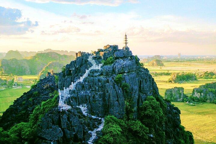 From Hanoi to Ninh Binh: Hoa Lu - Tam Coc/Trang An - Mua Cave