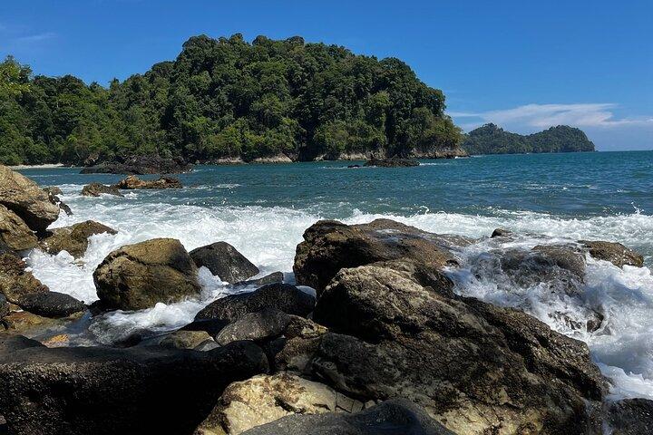 Kayak and Snorkeling Tour in Manuel Antonio