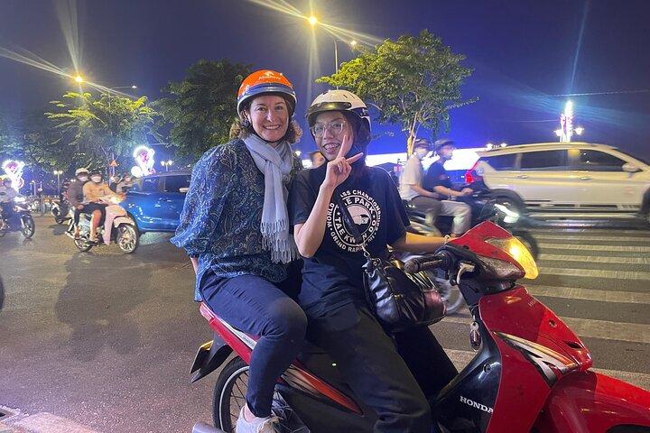 Ho Chi Minh city Sightseeing midnight tour by scooter