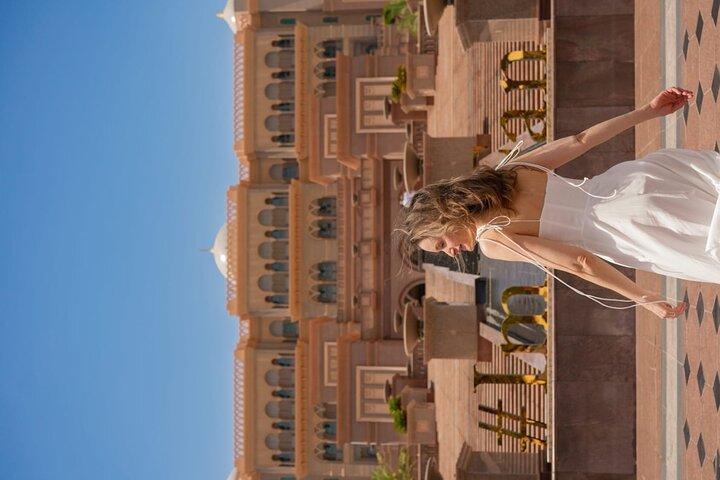 Private Cultural Abu Dhabi City Tour with Guide from Dubai