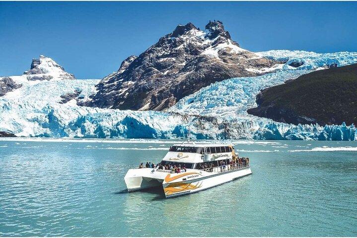 Transfers from the Airport to El Calafate with City Tour