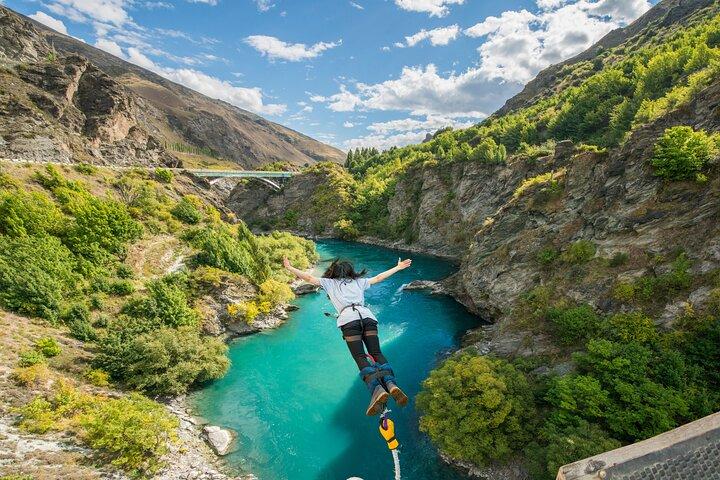 Bike & Wine Tour: Arrowtown to Valley of the Vines